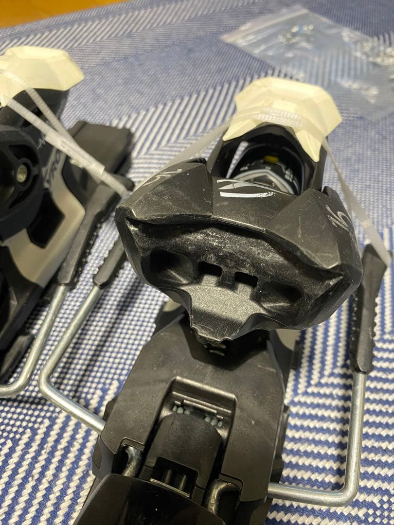 スキー Tyrolia Adrenaline16 120mm