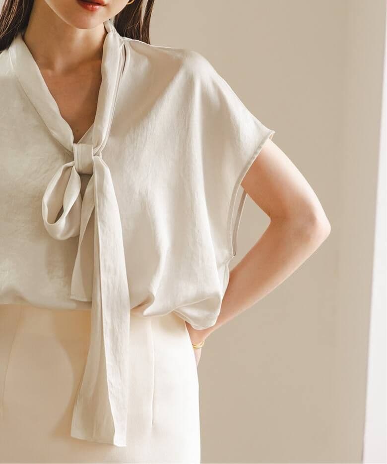 ミューズサテンボウタイブラウス