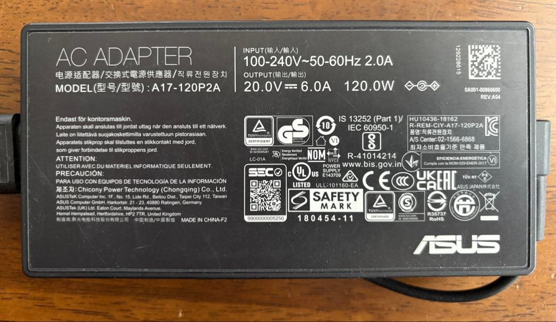 こむ【美品】ASUS Vivobook Pro 15 OLED