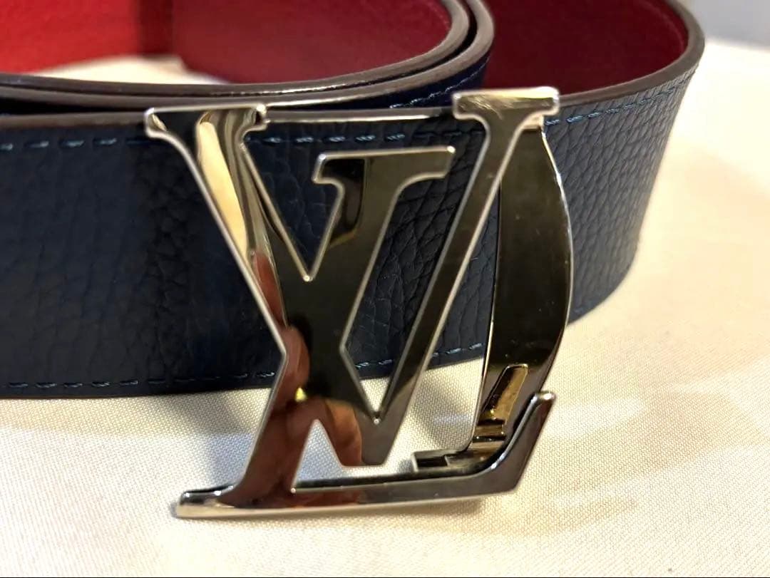 LOUIS VUITTON　モノグラム・サンチュール LVイニシャル