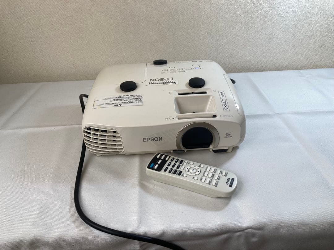 【niseiさま専用】EPSON EH-TW5200 ホームプロジェクター完動品