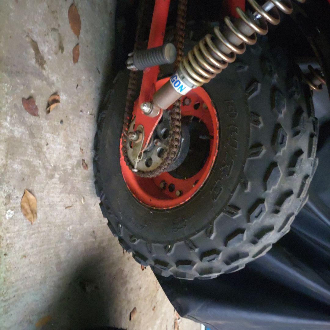 AT22x8-10 バイク用タイヤ