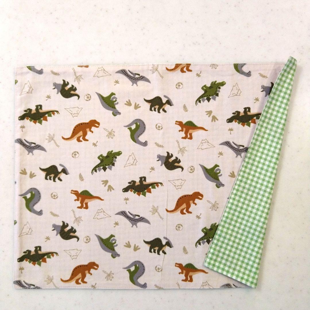 No.2225　お弁当袋(ボタン付き)、巾着袋(片ひも)、ランチマット　3点×4