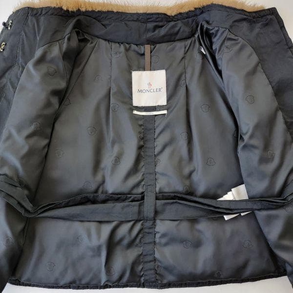 【レア】美品 モンクレール ファー付き ダウンジャケット 黒 サイズ00 6分丈
