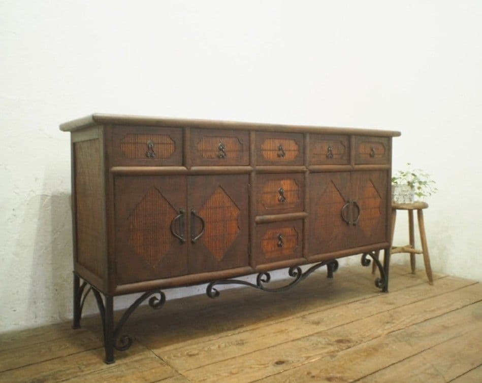 1191 大きいサイドキャビネット　飾り棚　サイドボード　インテリア　展示台