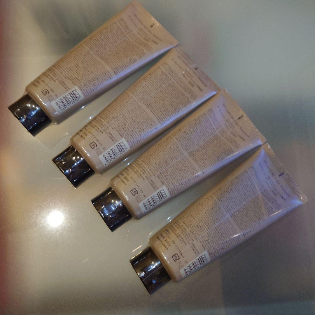 【新品未使用】マイナチュレ　カラートリートメント（白髪用）ブラウン　4本セット