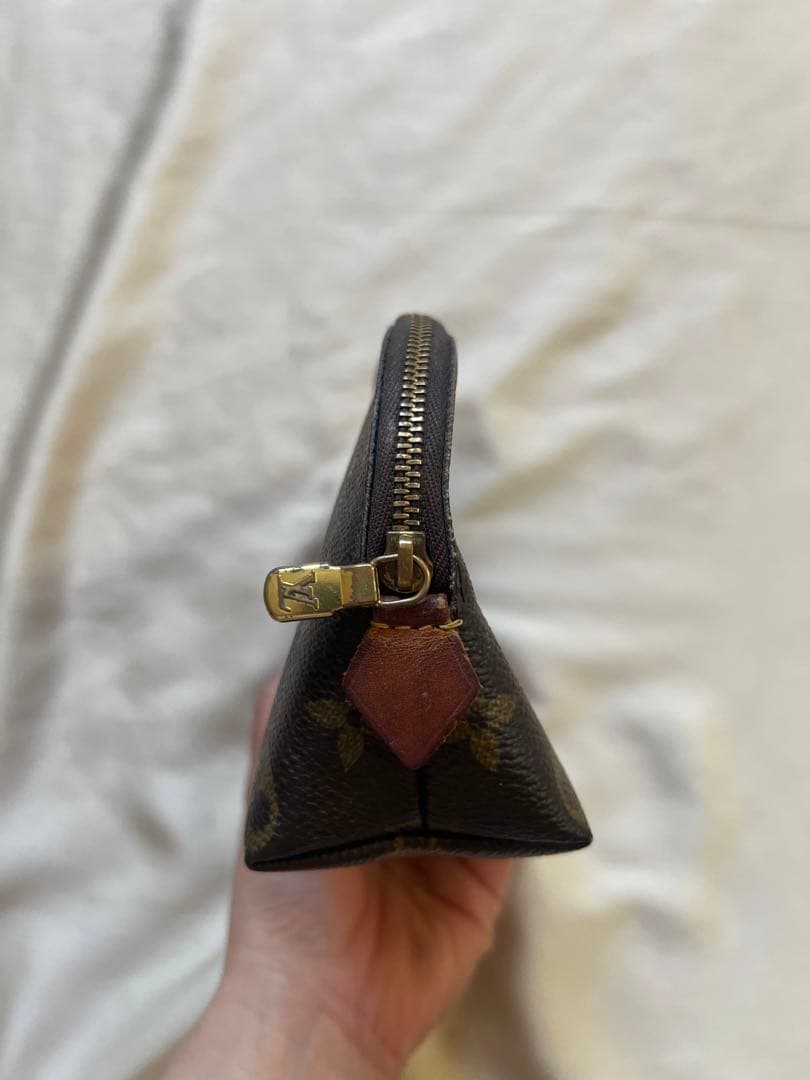 ルイヴィトンモノグラム化粧ポーチ正規品