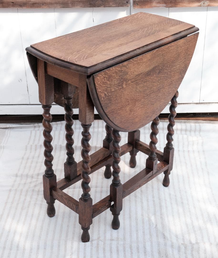 ドロップリーフテーブル　ゲートレッグ　バタフライテーブル