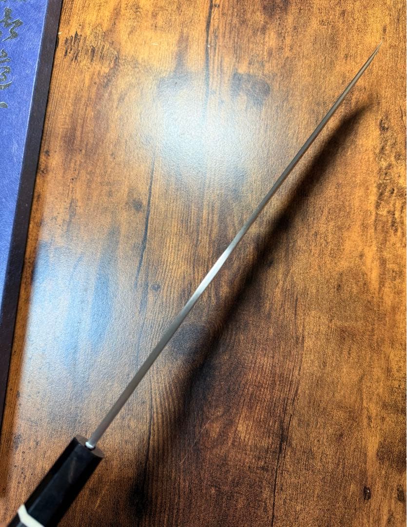 【堺打刃物】祥太郎作　蛸引 先丸 包丁　尺　銀三鋼　鬼反り黒檀八角水牛柄