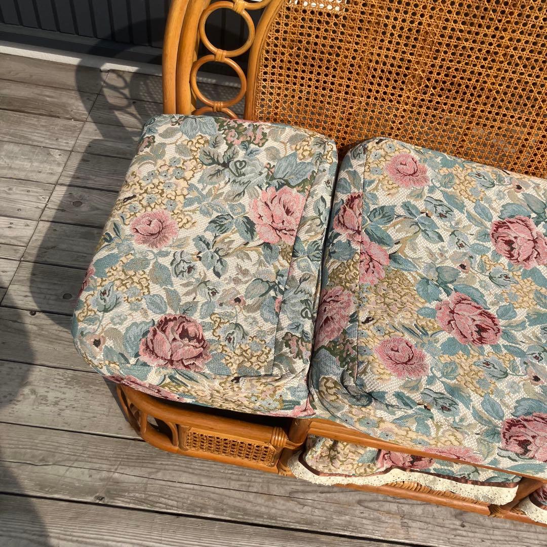 昭和レトロ 花柄ラタンチェア 2人掛けソファー 収納付き 古家具 ビンテージ