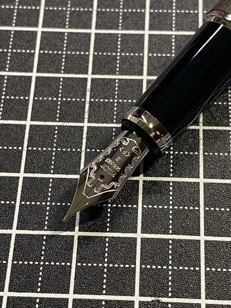 PILOT LEGNO 89s BLACK 万年筆　字幅F