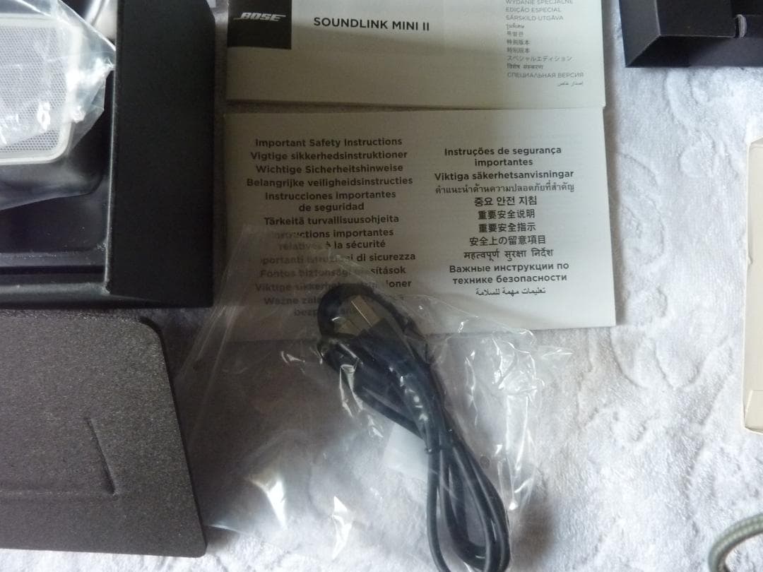 連*M様 中古　BOSE　SOUNDLINKMINI　Ⅱ　　スピカー　rivin