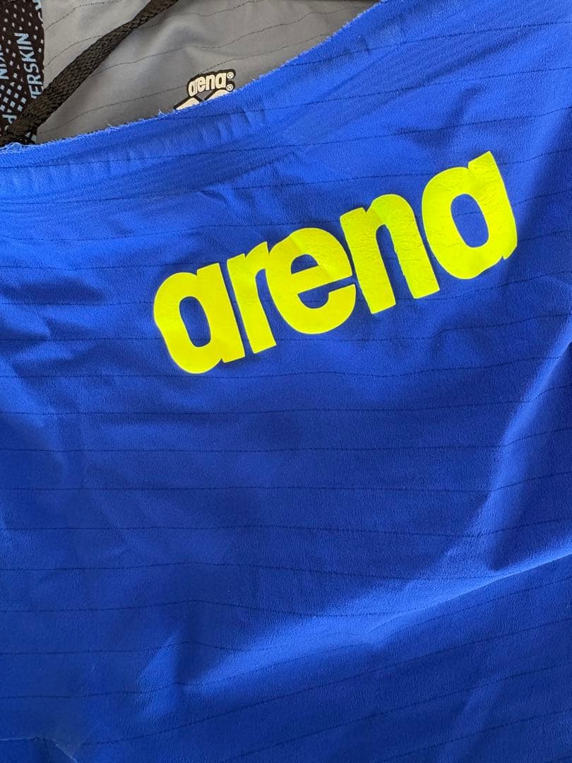 arena 高速水着 Mサイズです。