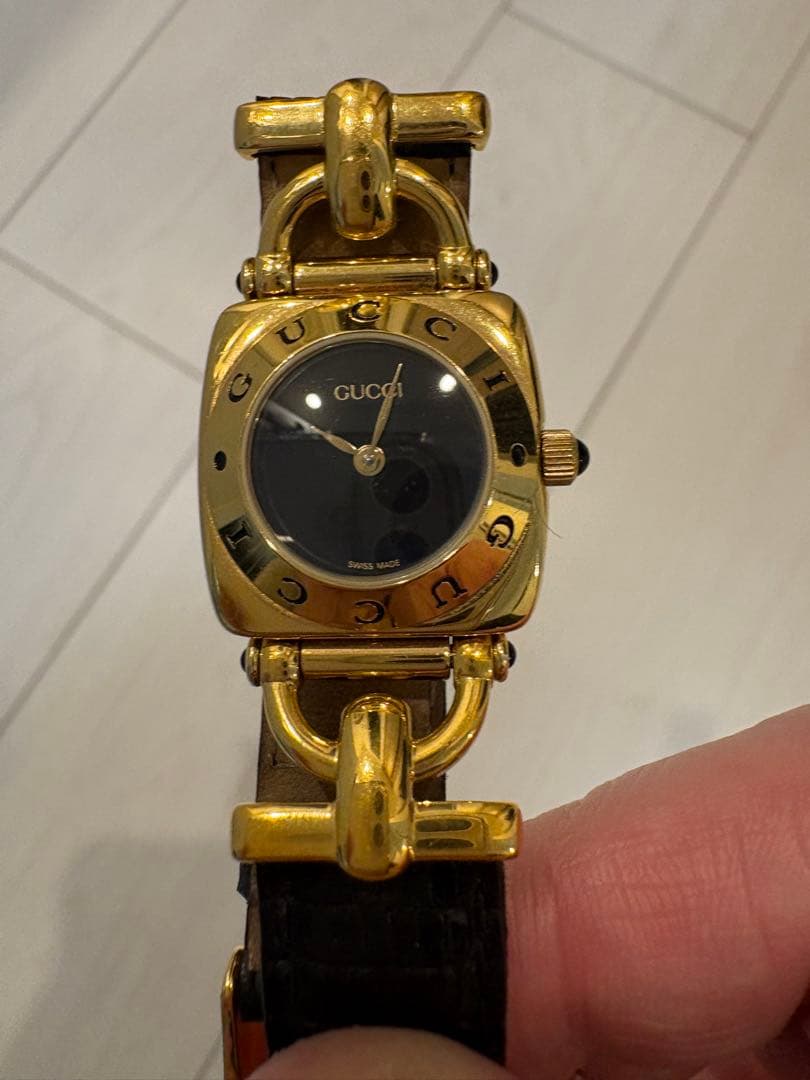 ibooGUCCI グッチ 腕時計 ホースビット ゴールド ブラック