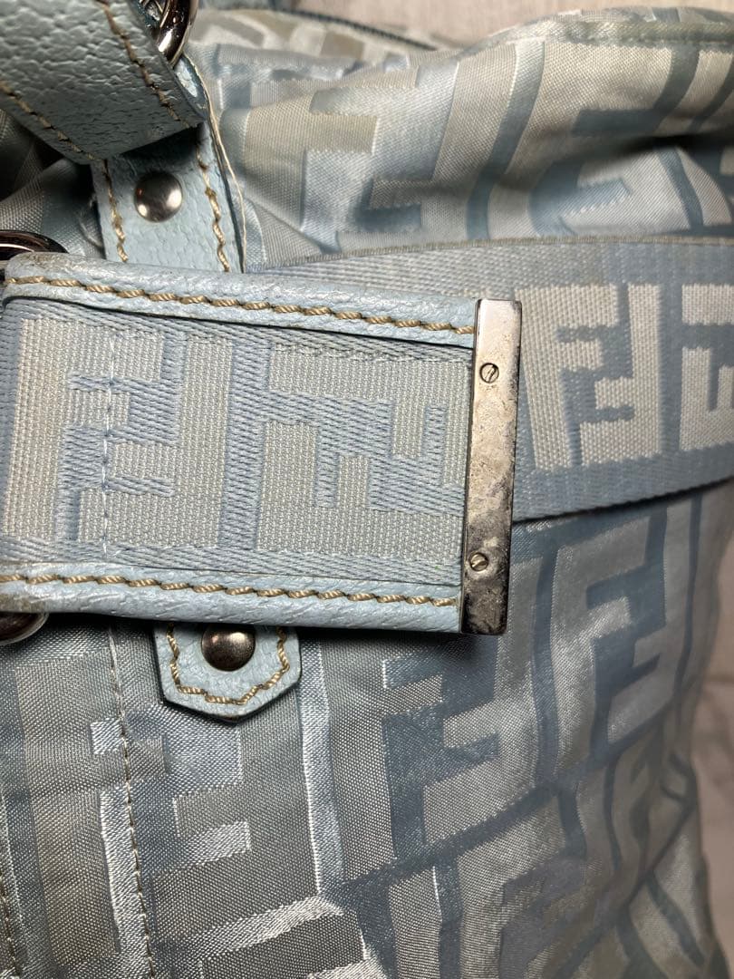 Fendi ロゴ入り トートバッグ ライトブルー
