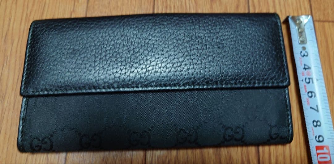 GUCCI コンパクト長財布
