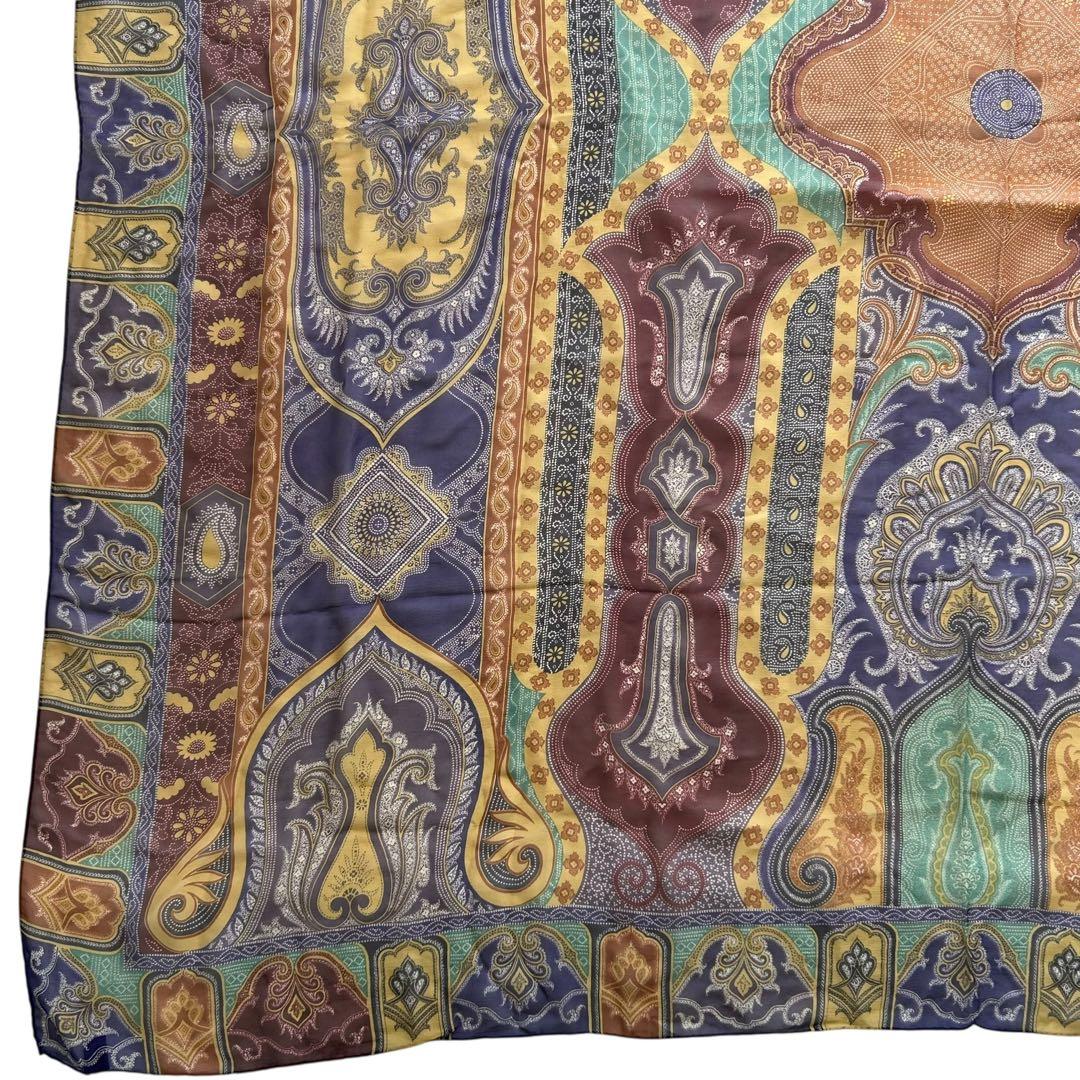 エトロ　シルク100% 大判スカーフ　透け感　ペイズリー　マルチカラー