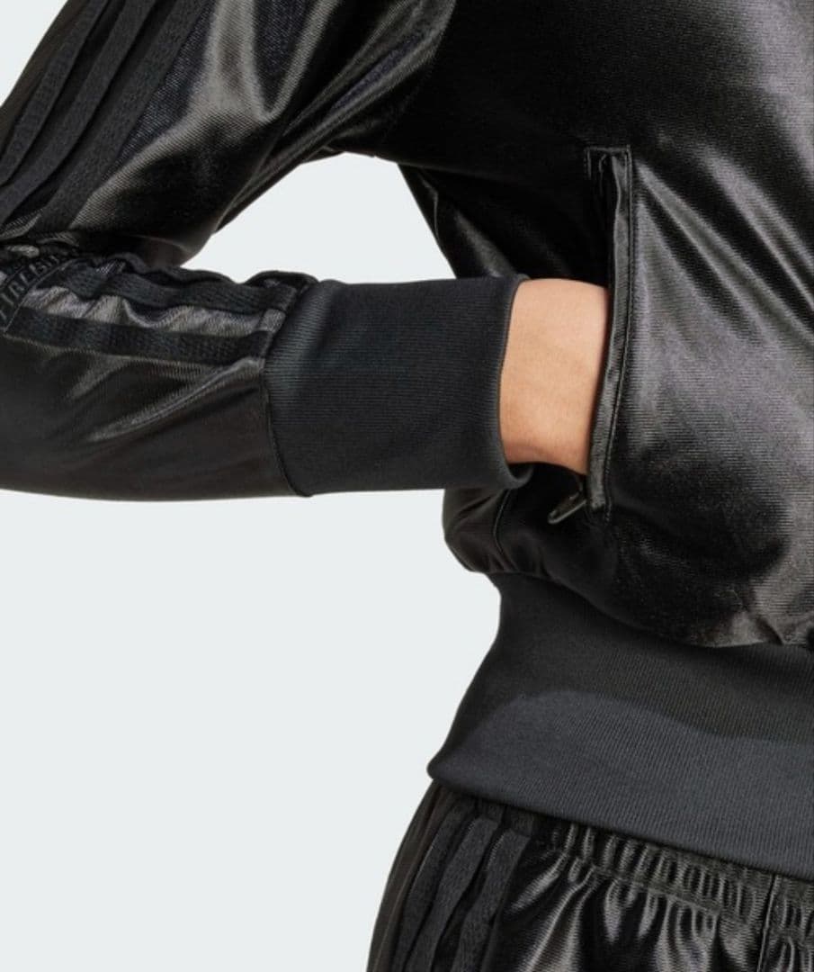 新品 アディダス 黒 フィッティド トラックジャケット ファイヤーバードジャージ