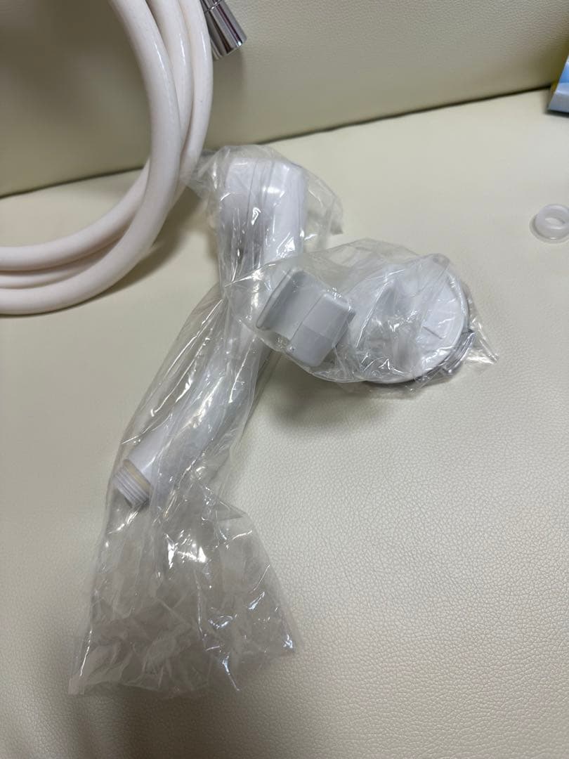 u*b様 【ほぼ新品★付属品つき】バスルーム 浄水器 BathSpring am