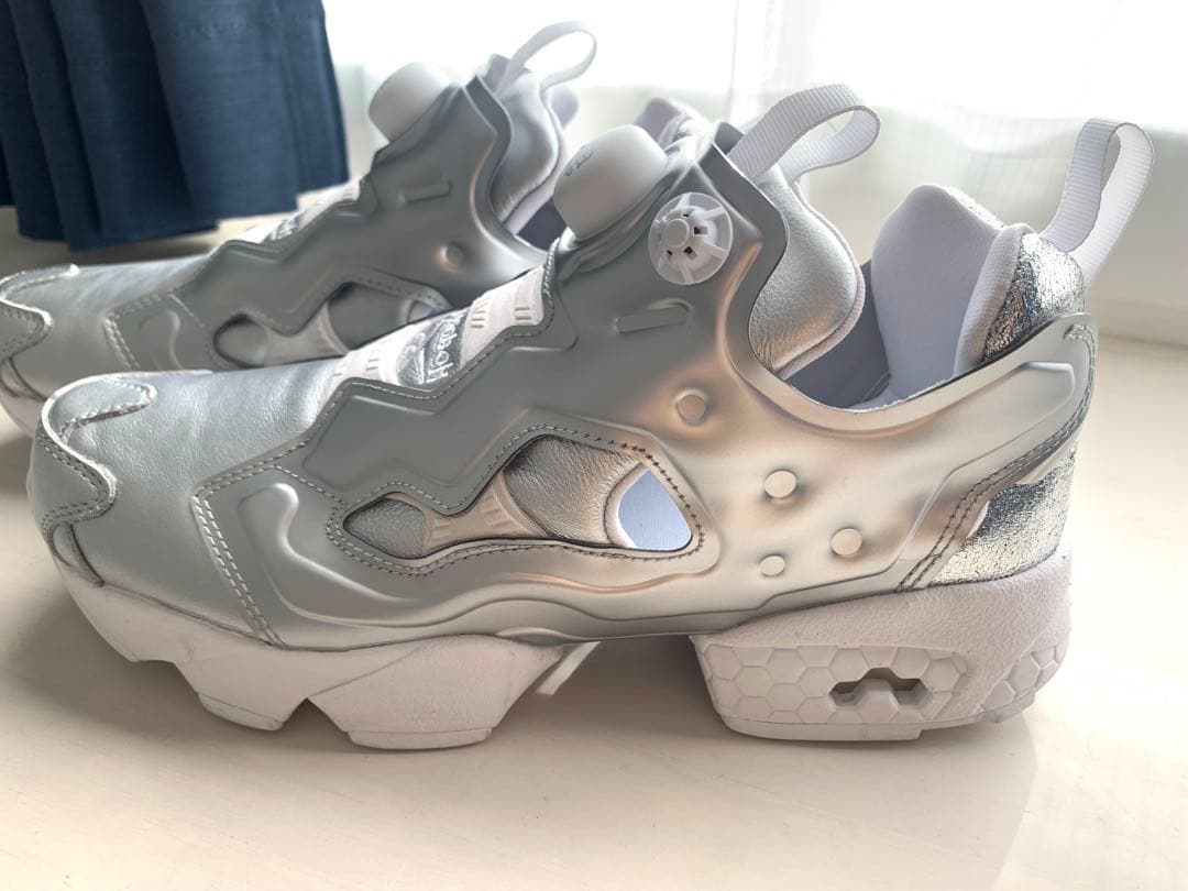 【稲葉さん着用モデル】Reebok インスタポンプフューリー シルバー