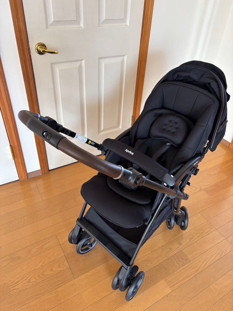 くーさん専用【新品未使用】Aprica ラクーナフリープラス