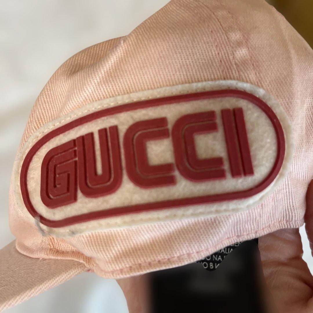 GUCCI ピンク ベースボールキャップ