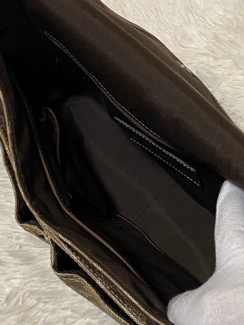 COACH メッセンジャーバッグ ブラウン系 シグネチャー　PVCレザー　美品