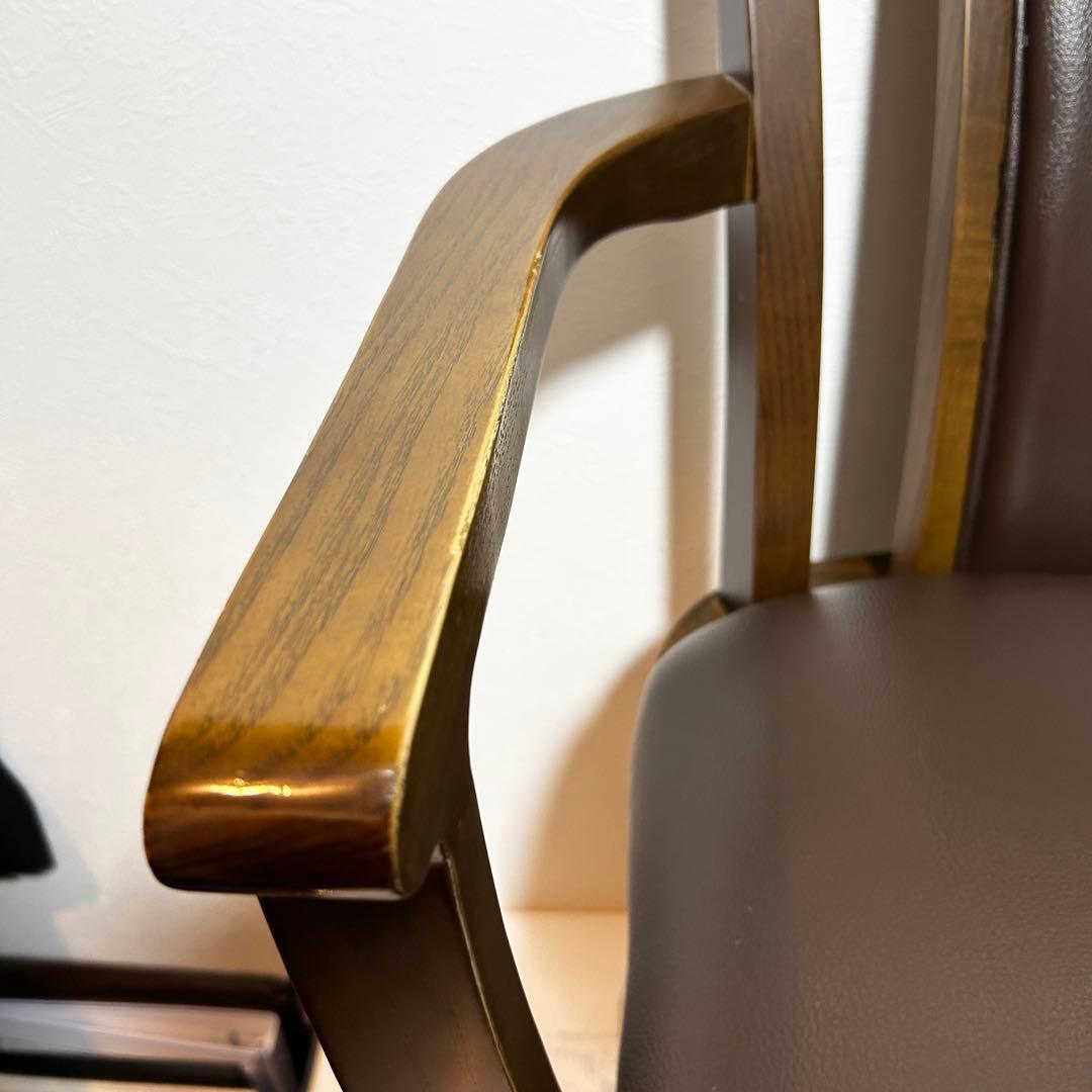 朝日木工 肘掛け付き回転椅子 【亜彩】