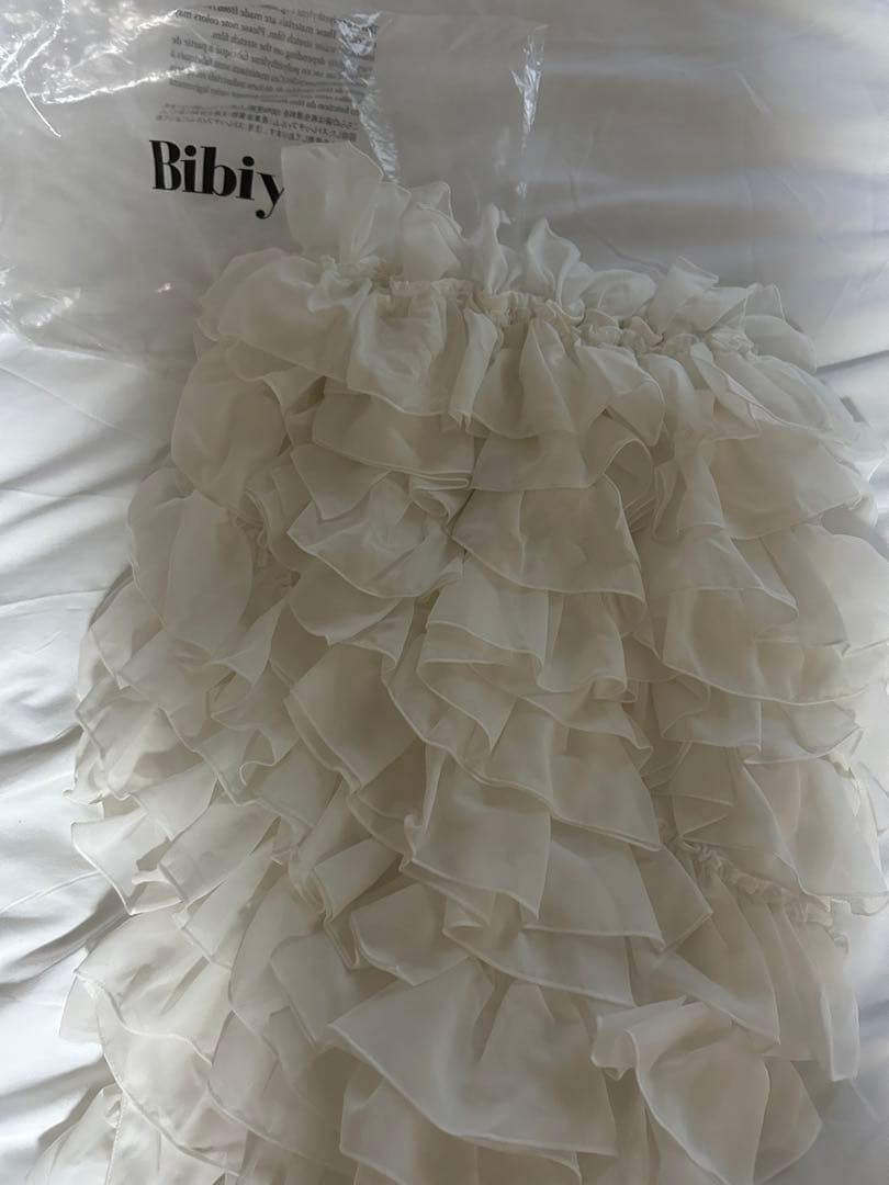 Bibiy. COLENNE SKIRT WHITE スカート　フリル