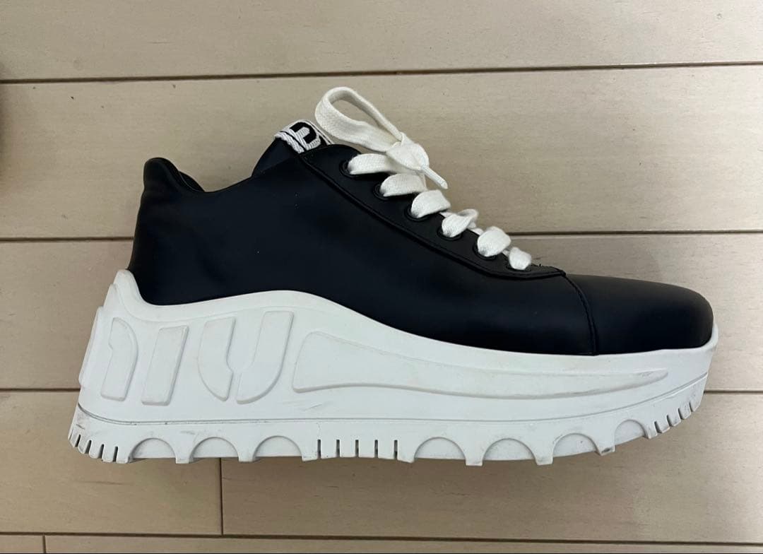 miumiu 厚底スニーカー　レザー　ブラック　サイズ36