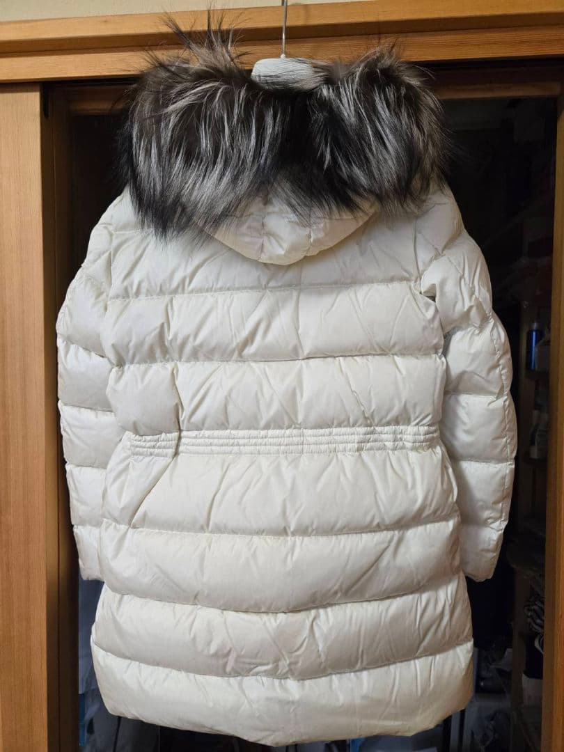 ｖ*️様 オークション‼️42万美品　モンクレール　APHROTITI アフロテ