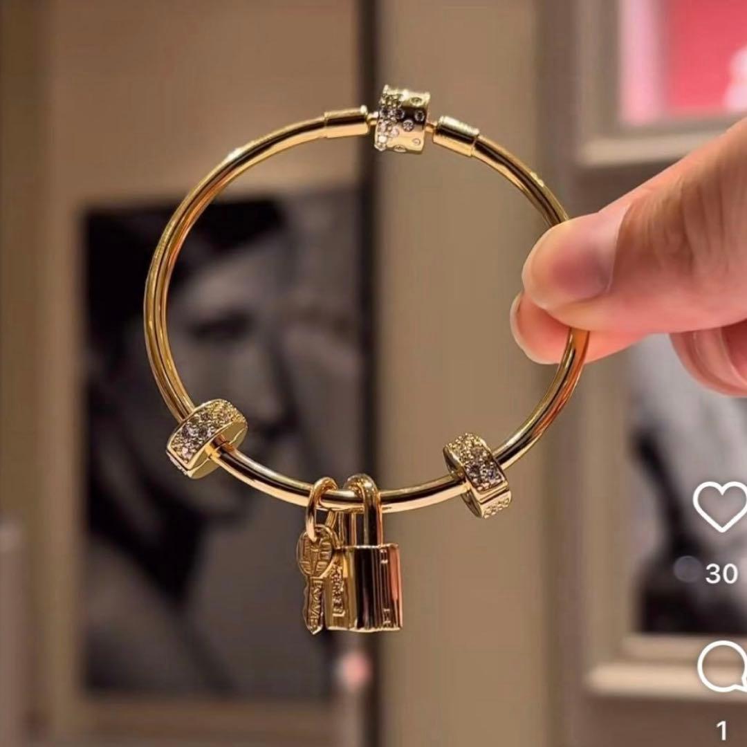 PANDORA 14Kゴールドプレーティングバングル クリスマス限定 非売品