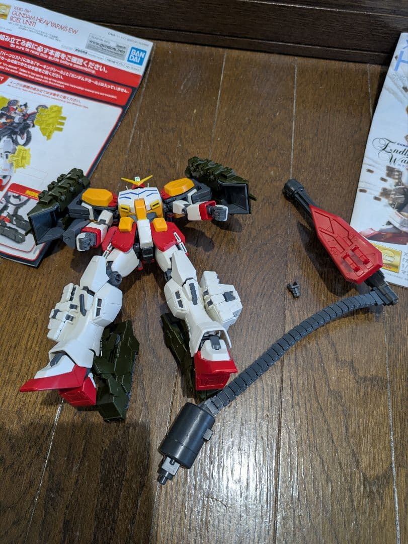 プラモデル ガンダム　ガンプラ　MG ヘビーアームズ　イーゲル装備　ジャンク