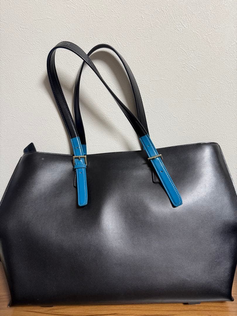 Paul Smith 黒と青のレザートートバッグ