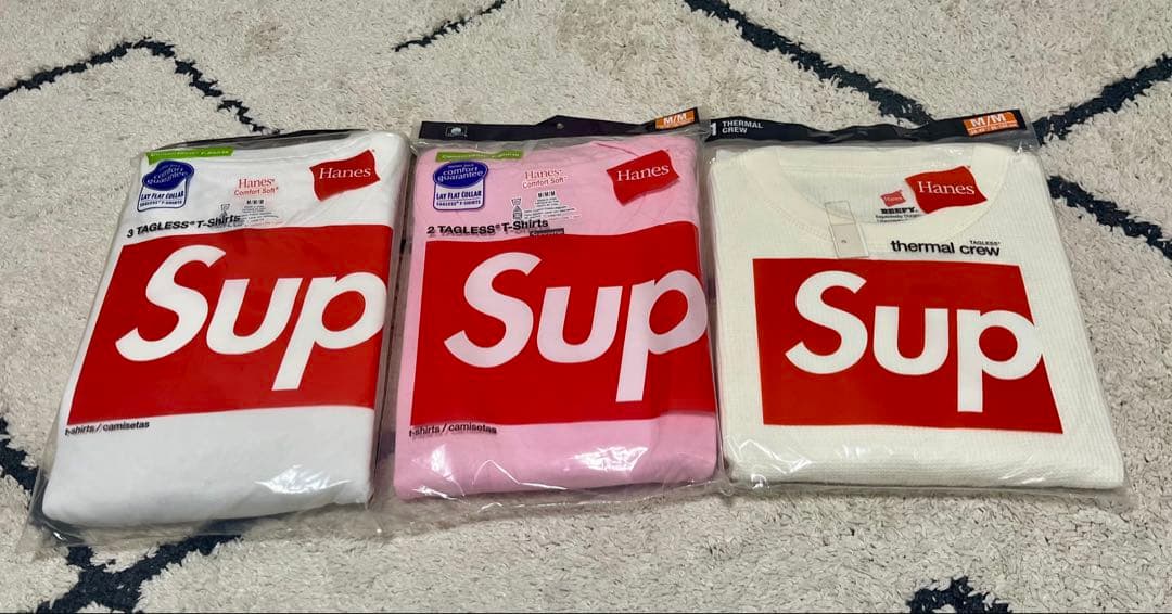 supreme ×Hanes コラボTシャツセット（白/ピンク）