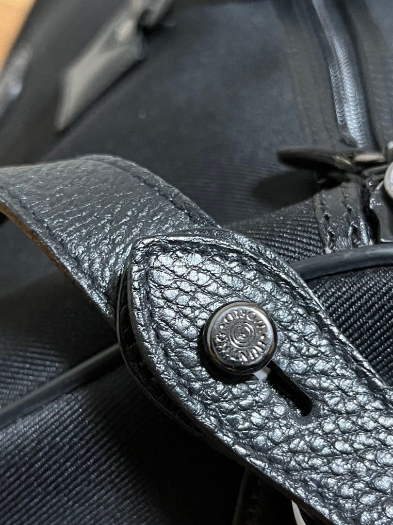 【純正ショルダーストラップ付き】ハンティングワールド ボストンバッグ 黒