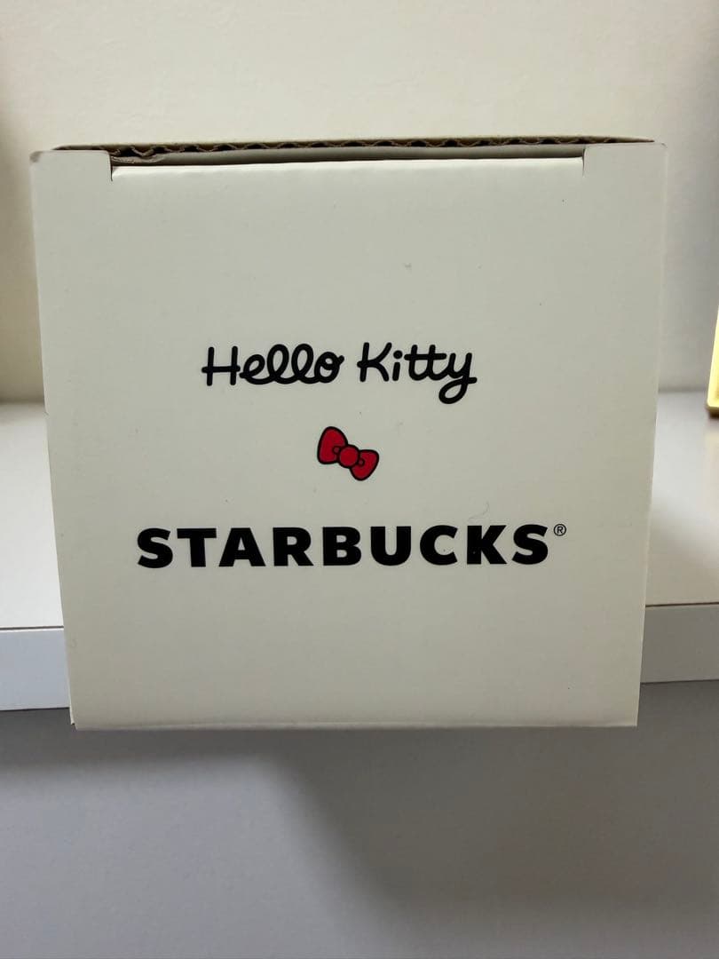 【希少】海外限定 Starbucks ハローキティコラボ