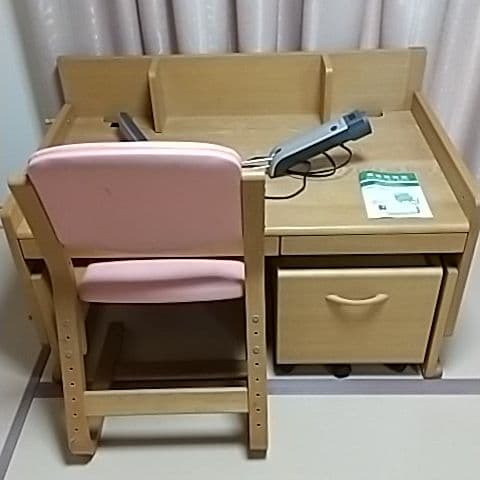 ベネッセ 学習机