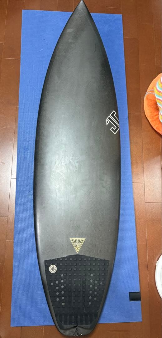 美品フルカーボンサーフボード　ダークアーツ　JT variant 5.8 25L