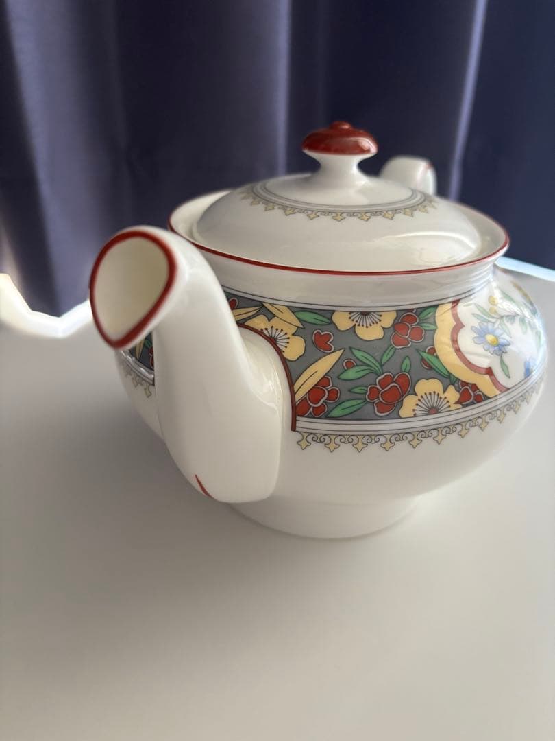 ミントン・アジアンフラワー・ティーポット、廃盤品になります。家庭保管品です。
