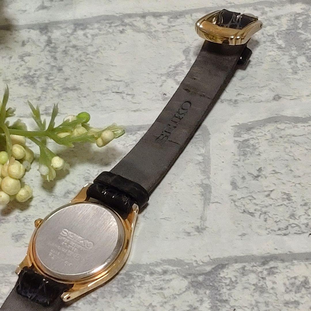 稼働品　SEIKO　セイコー　レディース腕時計　ゴールド文字盤　純正ベルト