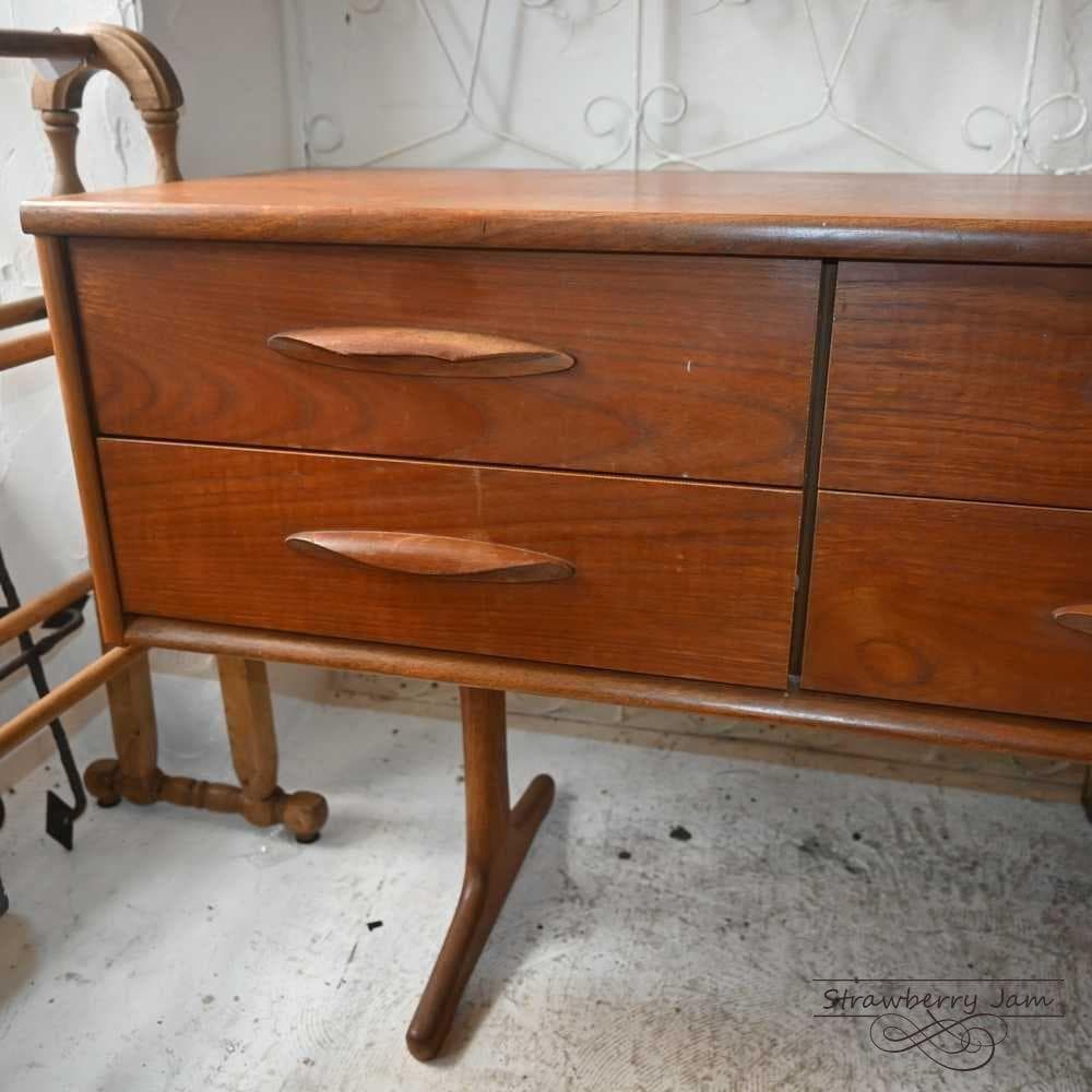 S*E様 L3710-20 ヴィンテージ Austinsuite サイドボード