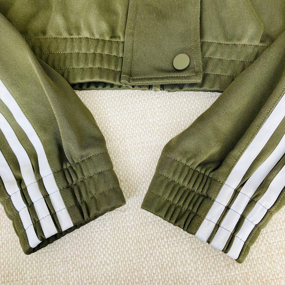 【美品】アディダス パーリィ トラックジャケット ショート丈 くすみグリーン