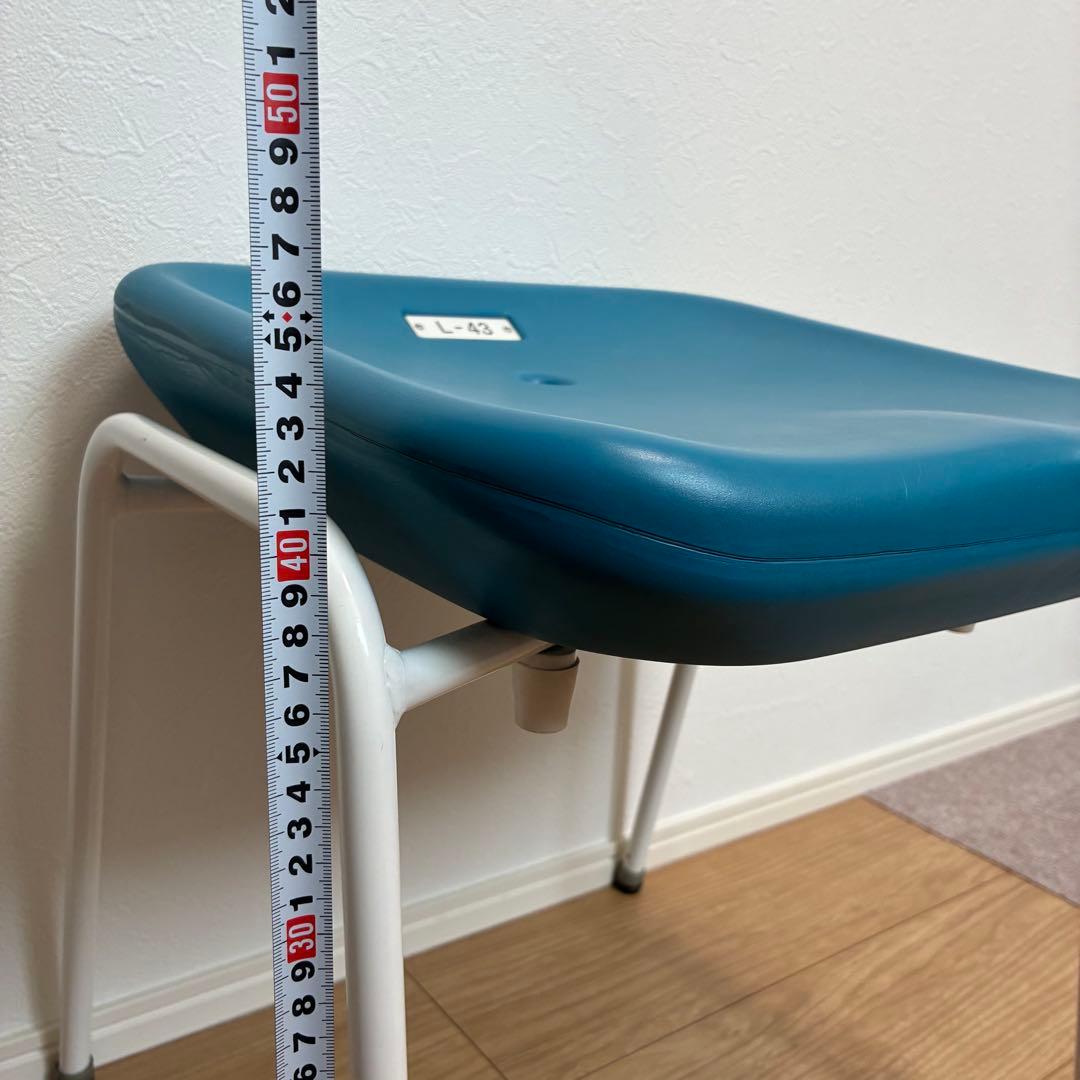 旧国立競技場のイス(スツール仕様) KOKURITSU-STOOL-56