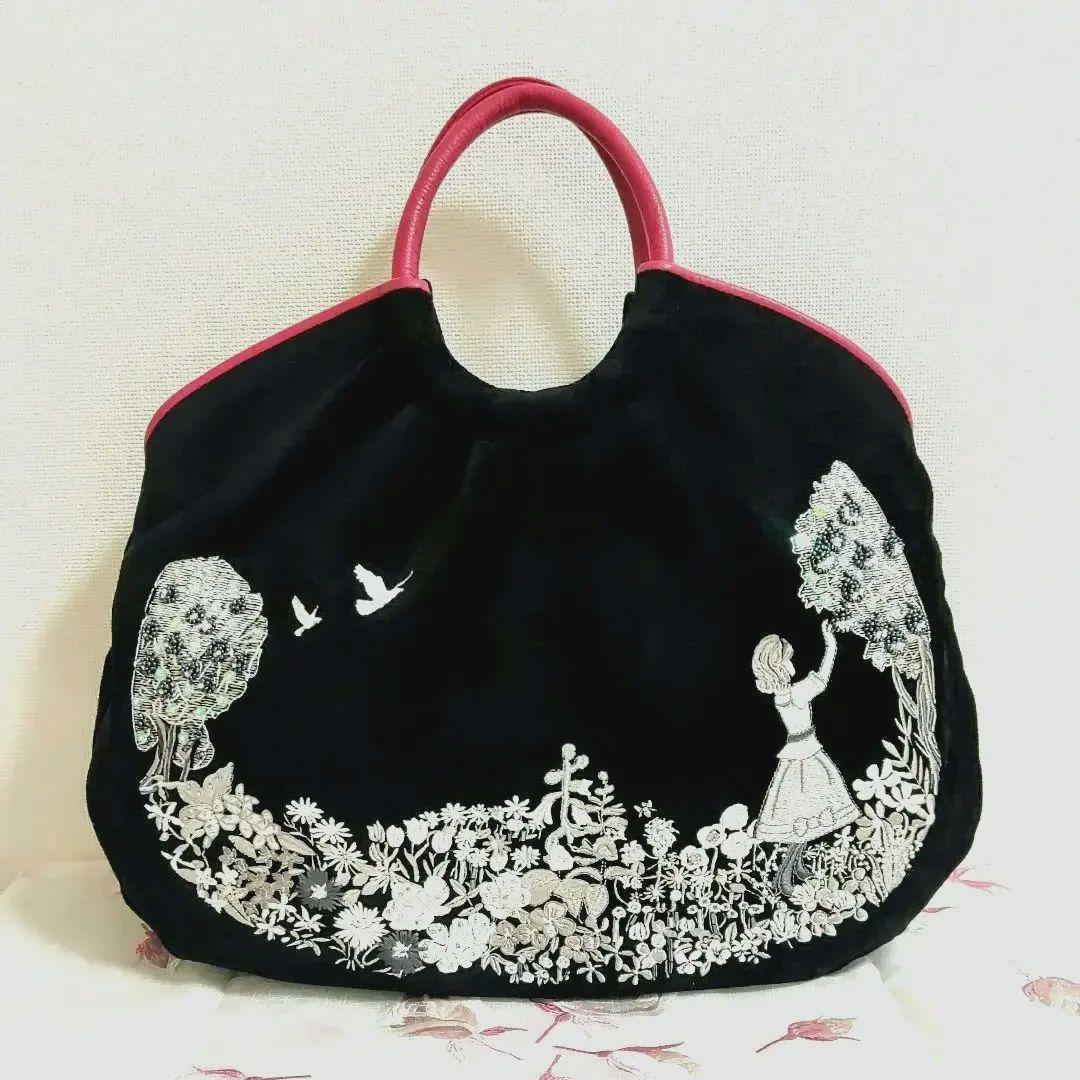 シンクビー　リンゴヒストリー　ラージバッグ