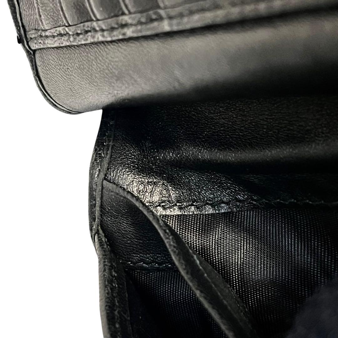 希少✨ミュウミュウ 二つ折り財布 マテラッセ ロゴ金具 レザー ブラック