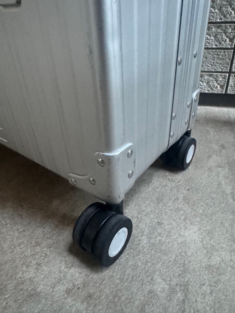 【NEO KEEPR】ネオキーパー・スーツケース・アルミ・30L