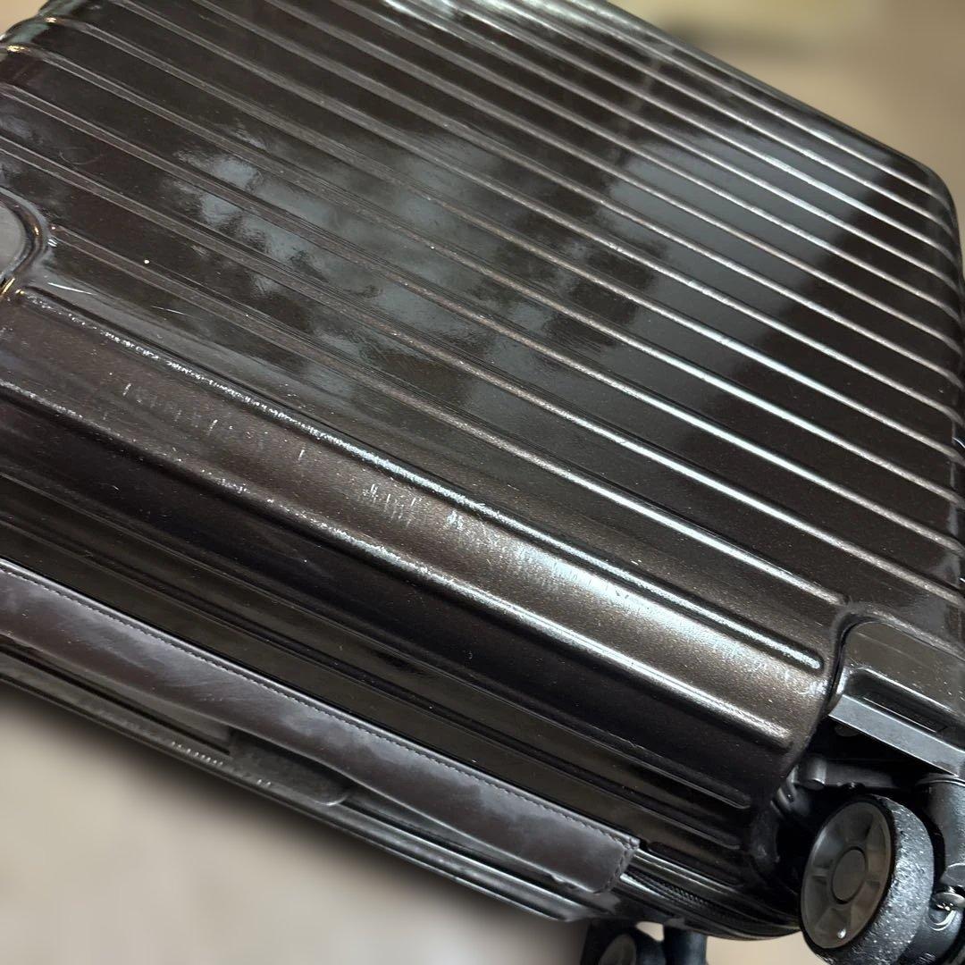 リモワ サルサデラックス4輪 23L 機内持込可　ビジネストローリー　上品な茶色