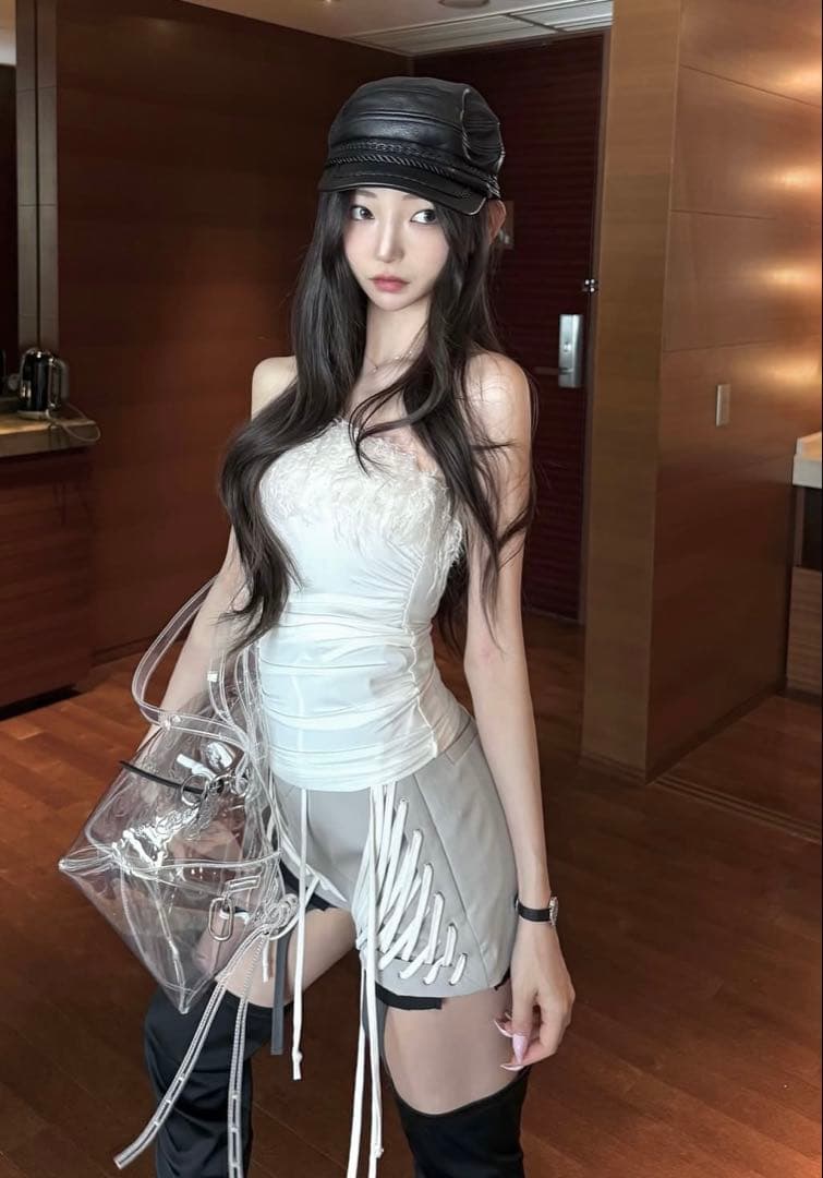 theredthread S feathery bare tops フェザー