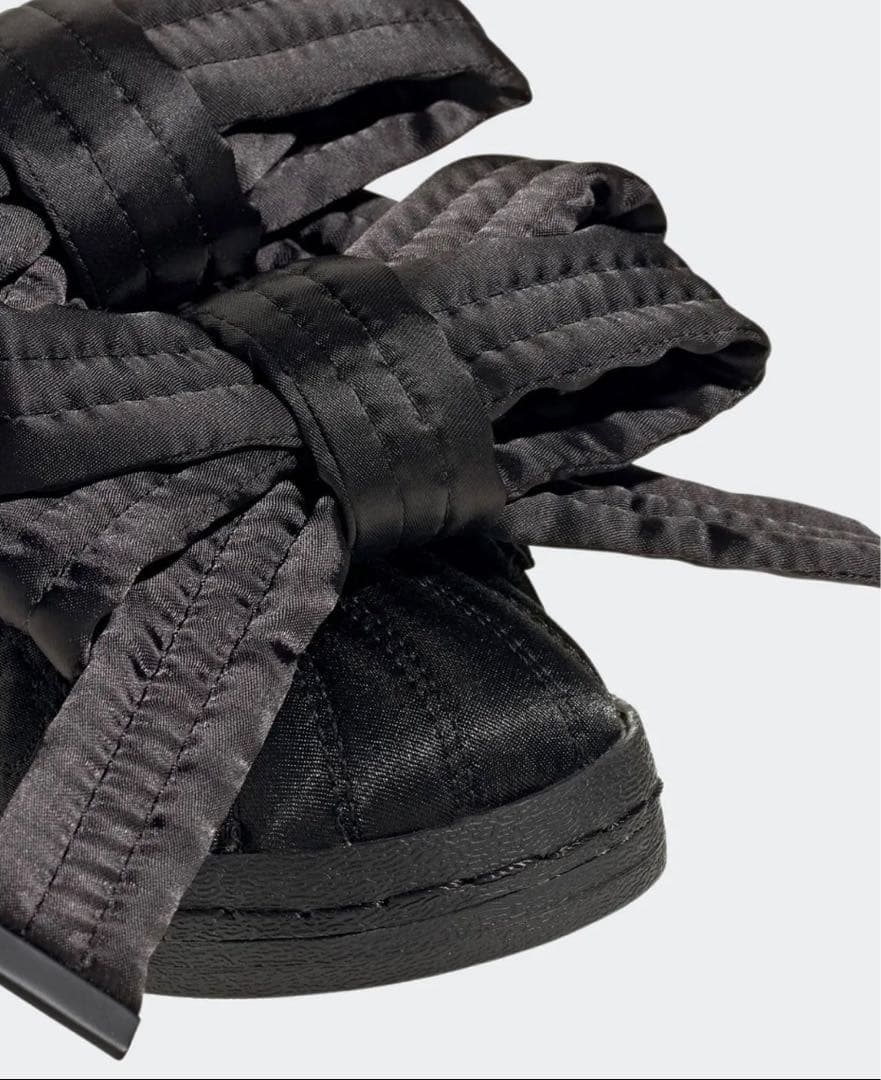 adidas CAROLINE HU キャロライン フウ